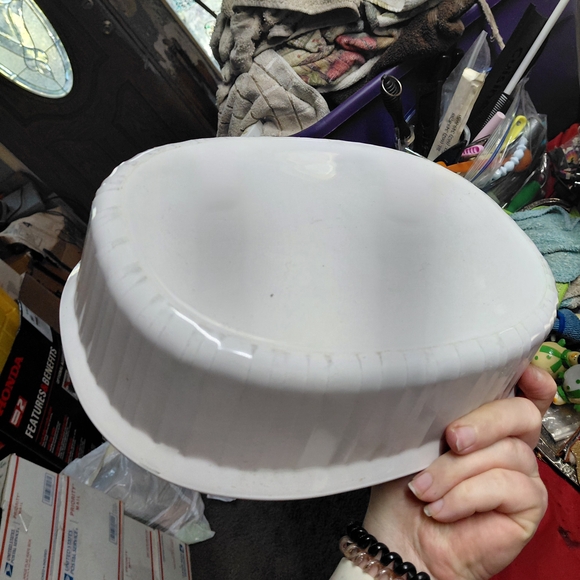 CorningWare French White oval casserole dish,2.8 liter - Picture 3 of 4